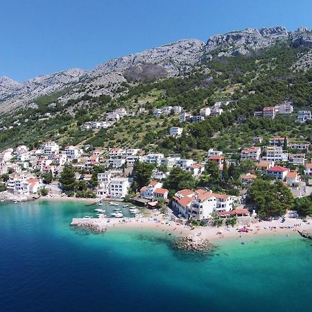 Apartments By The Sea Pisak, Omis - 2802 Kültér fotó