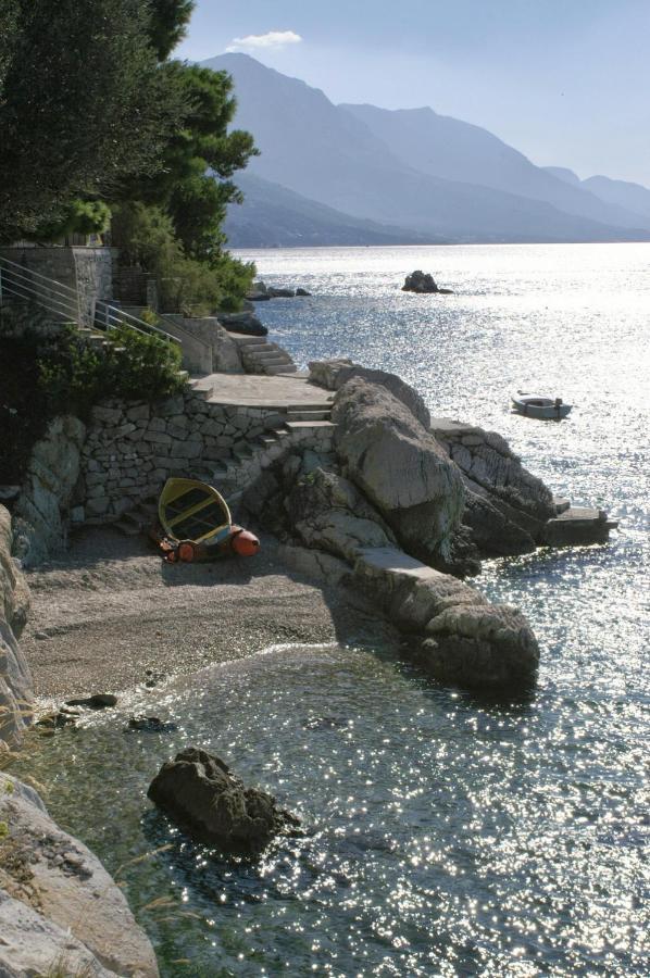 Apartments By The Sea Pisak, Omis - 2802 Kültér fotó